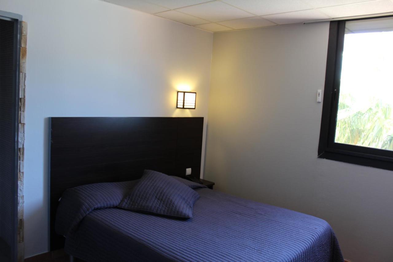 Hotel L'Hacienda Martigues Εξωτερικό φωτογραφία