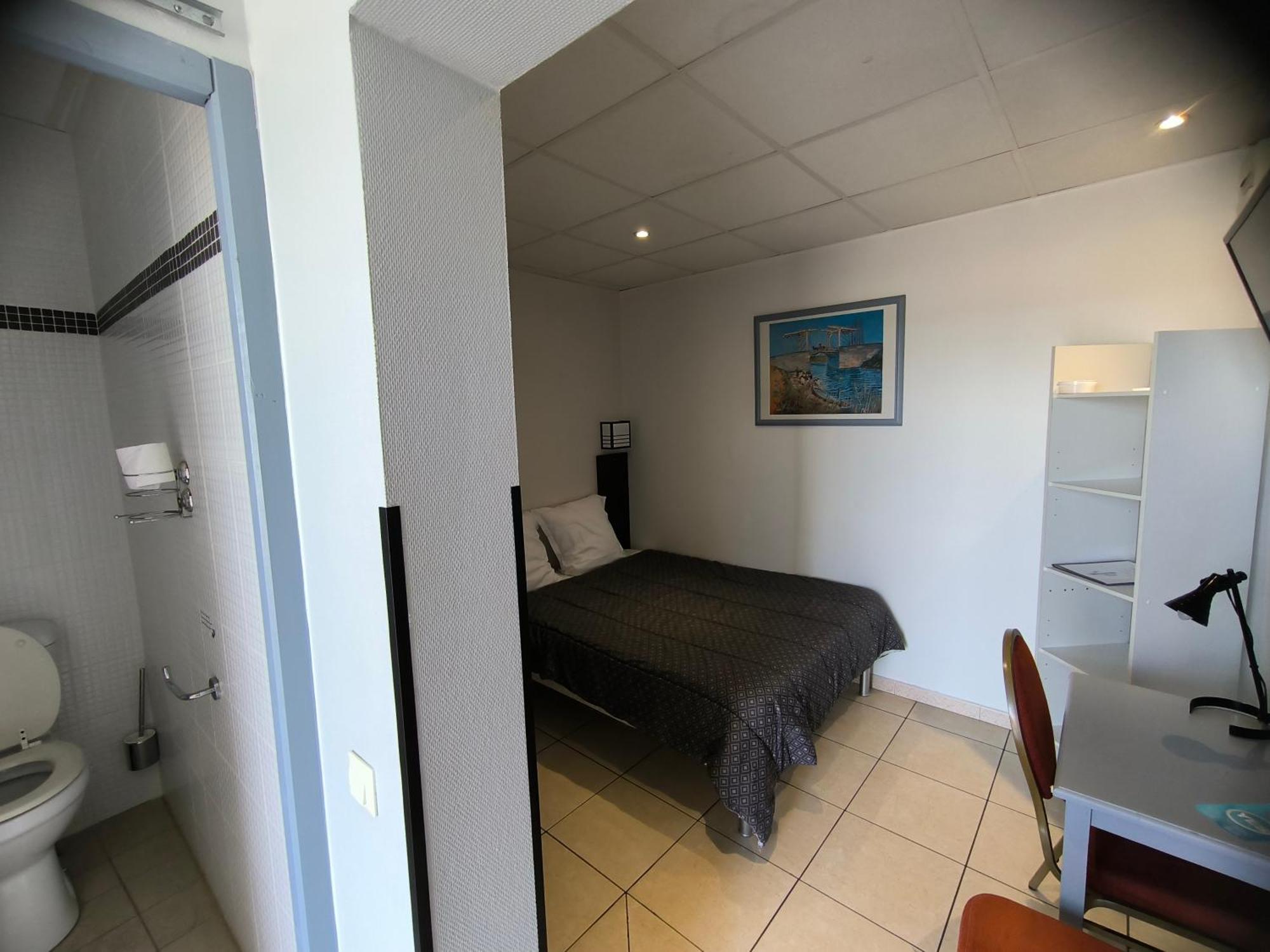 Hotel L'Hacienda Martigues Εξωτερικό φωτογραφία