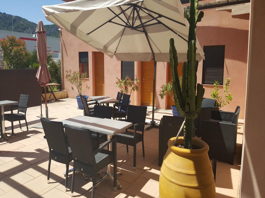 Hotel L'Hacienda Martigues Εξωτερικό φωτογραφία