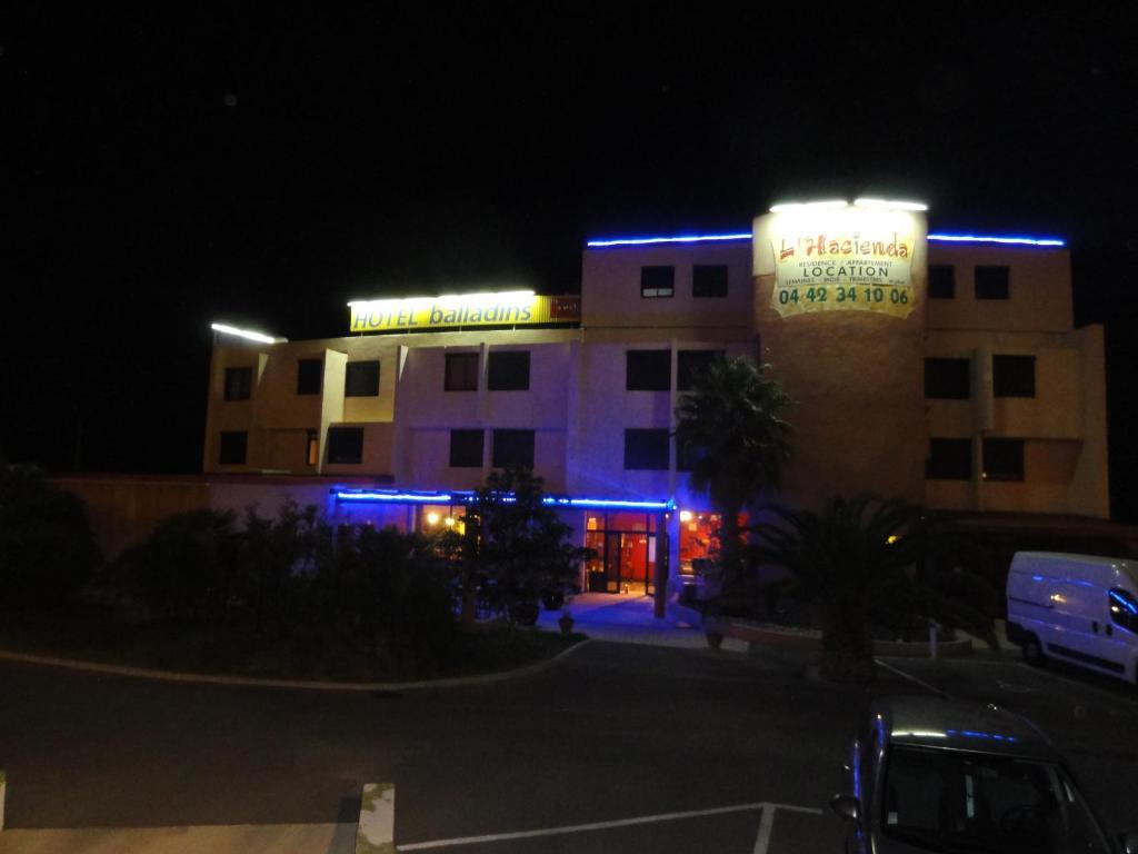 Hotel L'Hacienda Martigues Εξωτερικό φωτογραφία