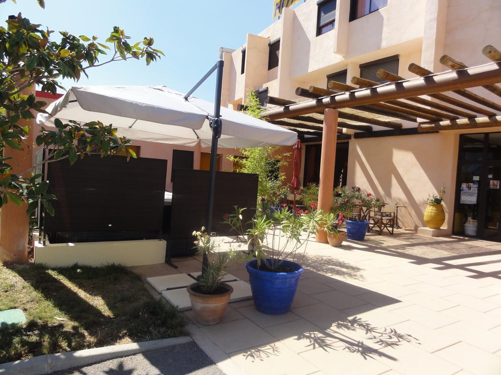 Hotel L'Hacienda Martigues Εξωτερικό φωτογραφία